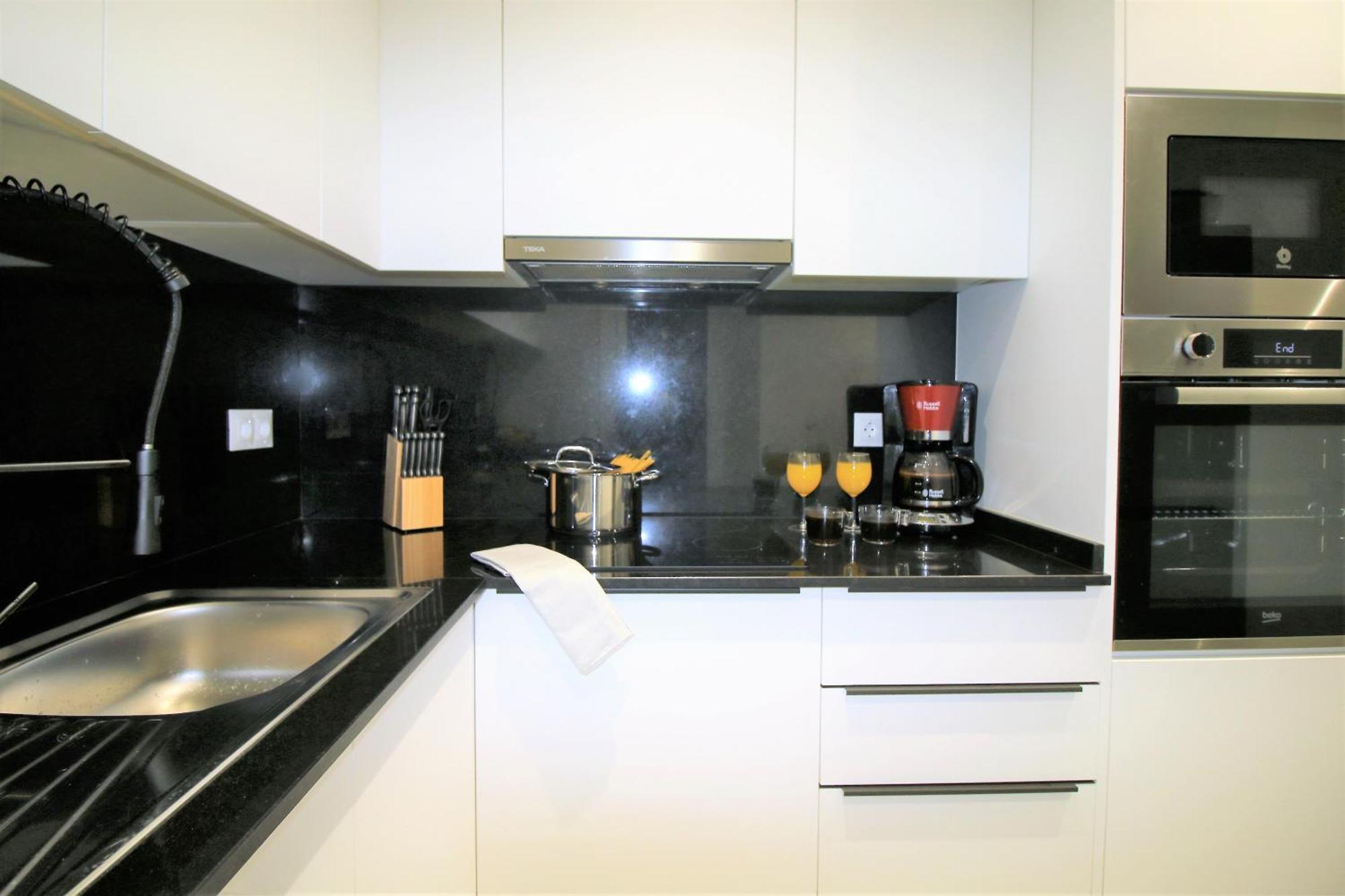 Modern And Equipped With A Wonderful Terrace Apartamento