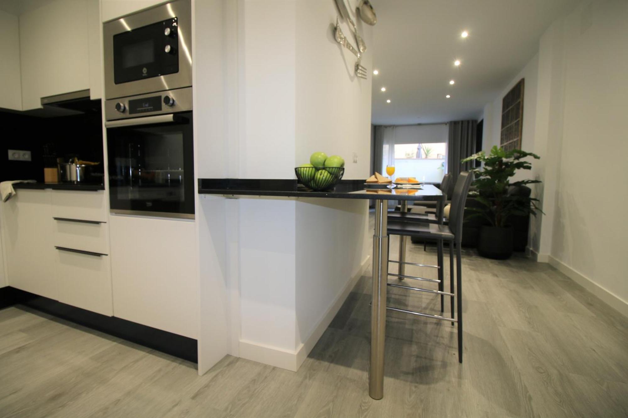 Modern And Equipped With A Wonderful Terrace * Barcelone